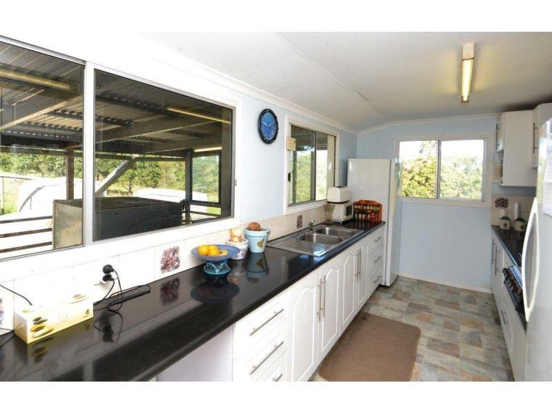 44 Hall Road, Mothar Mountain QLD 4570