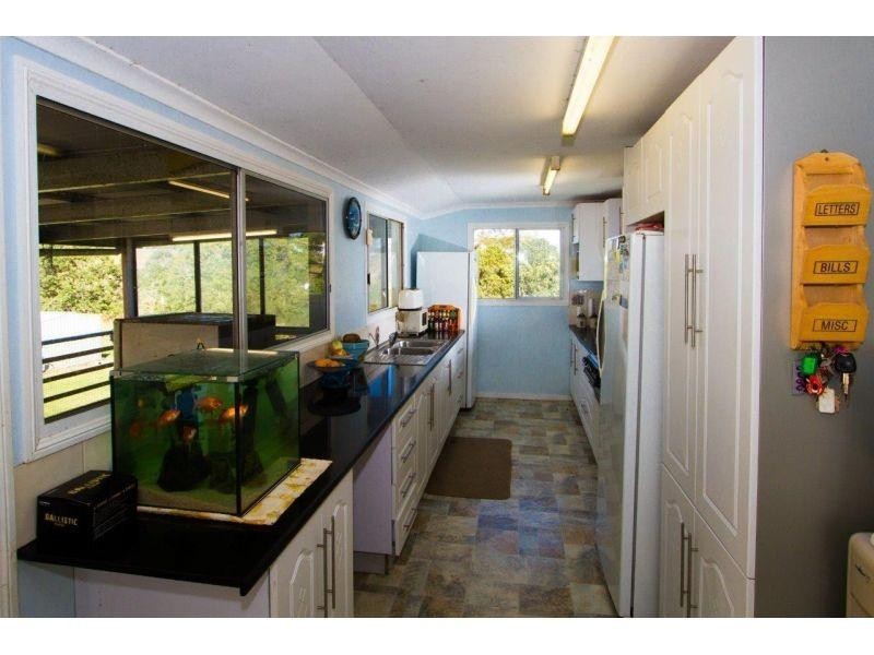 44 Hall Road, Mothar Mountain QLD 4570