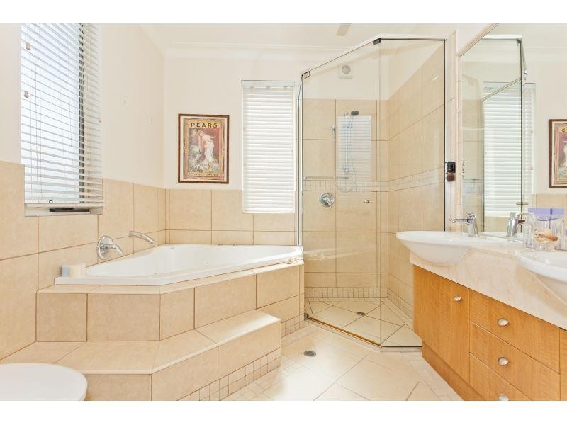 2/59 Elizabeth Street, Noosaville QLD 4566