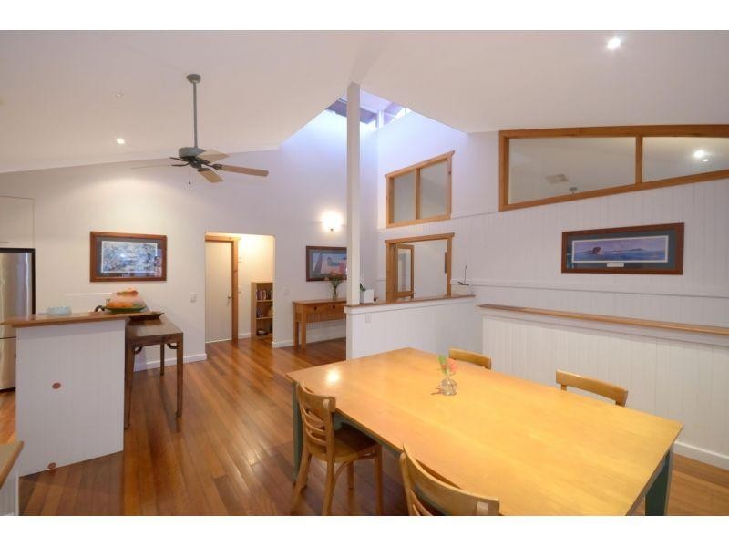 2/2 James Street, Noosaville QLD 4566
