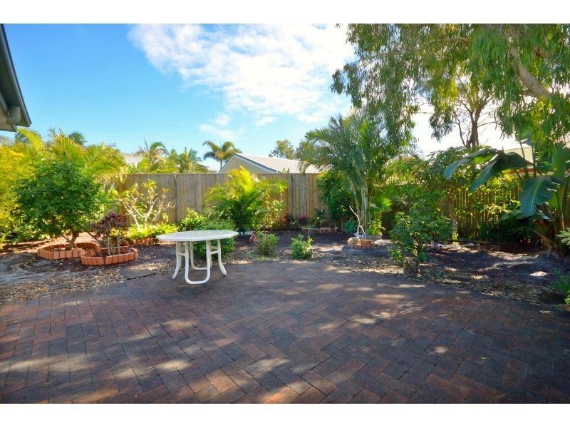 5 Twilight Street, Sunrise Beach QLD 4567