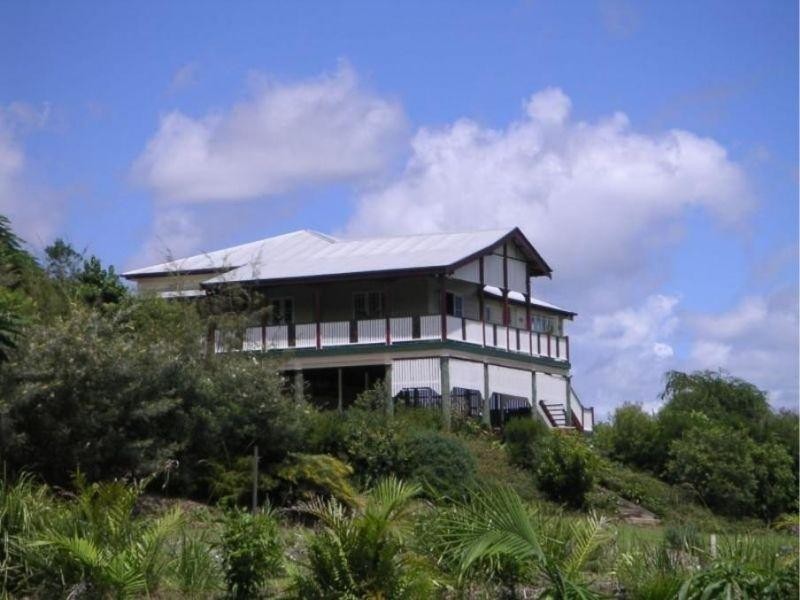 34 Sallwood Court, Pomona QLD 4568