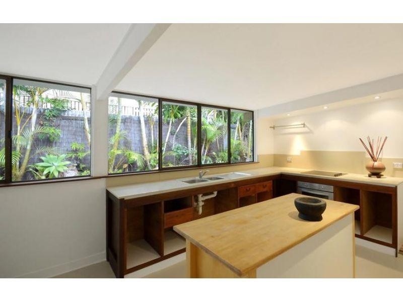 27 Woongar Street, Boreen Point QLD 4565