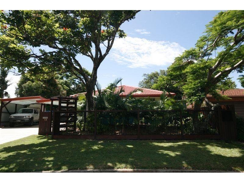 13 Koel Street, Noosaville QLD 4566