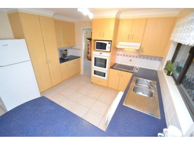 17 Sorensen Road, Southside QLD 4570