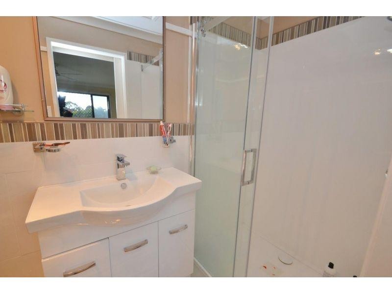 17 Sorensen Road, Southside QLD 4570