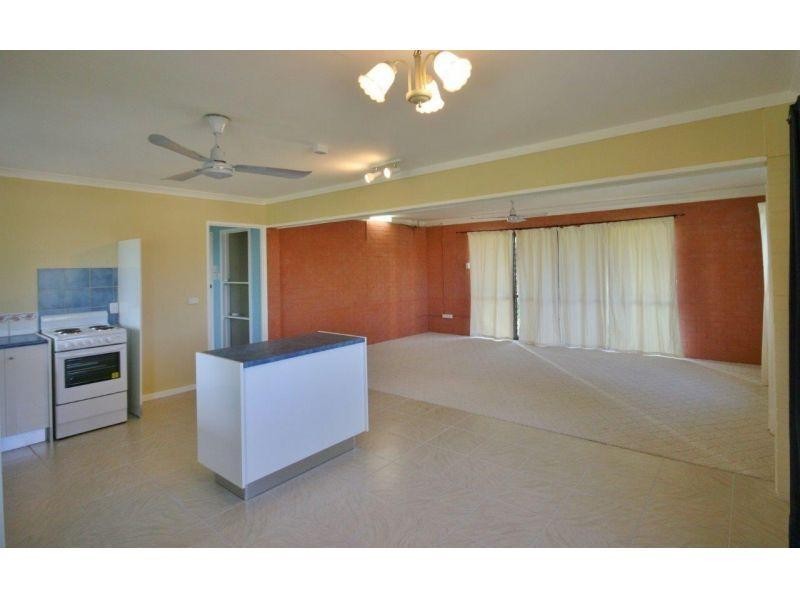 17 Sorensen Road, Southside QLD 4570