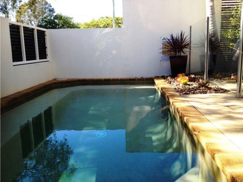 1/30 Ann Street, Noosaville QLD 4566