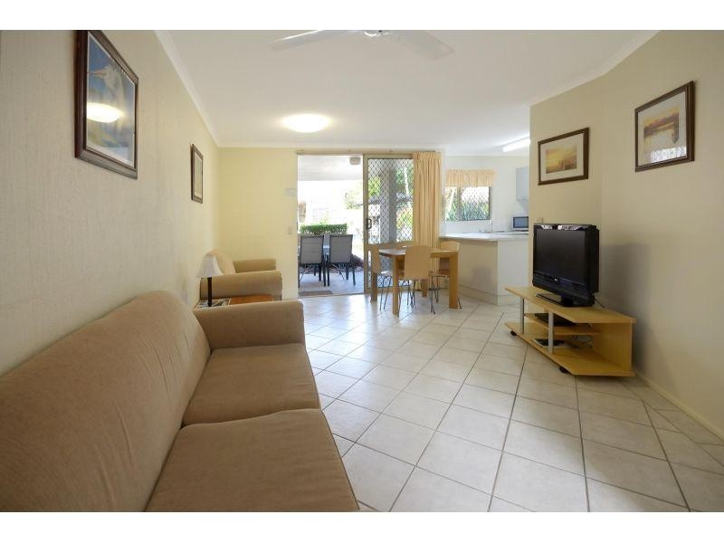 211/295 Weyba Rd, Noosaville QLD 4566