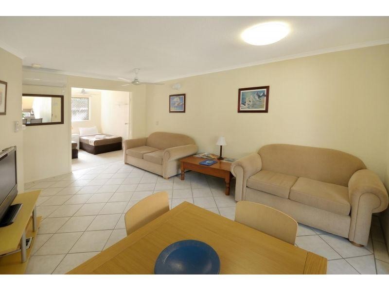 211/295 Weyba Rd, Noosaville QLD 4566