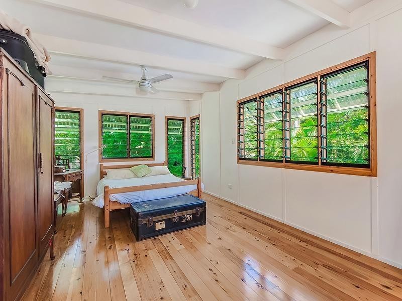 20 Orchard Ave, Boreen Point QLD 4565