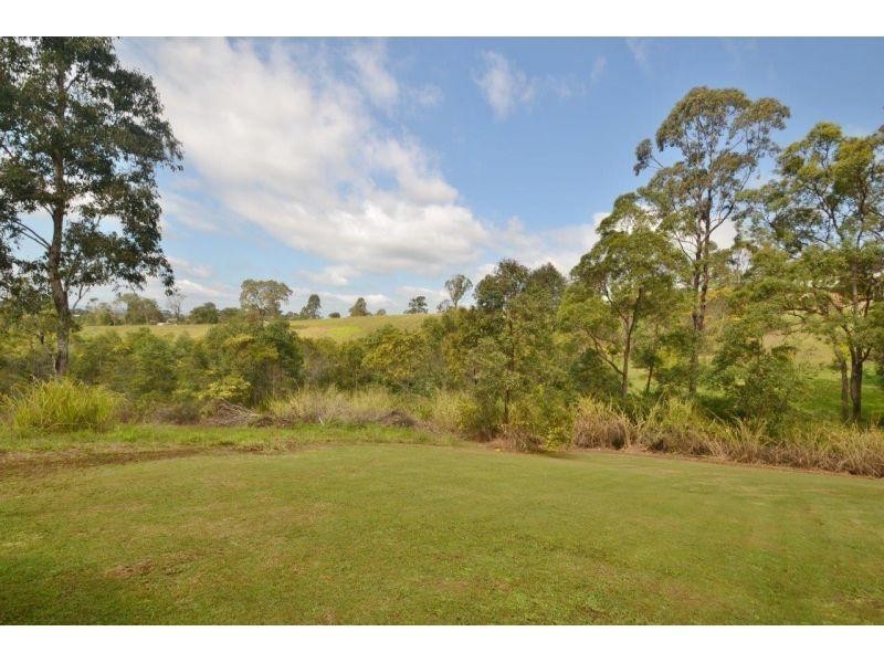 109 Sorensen Road, Southside QLD 4570