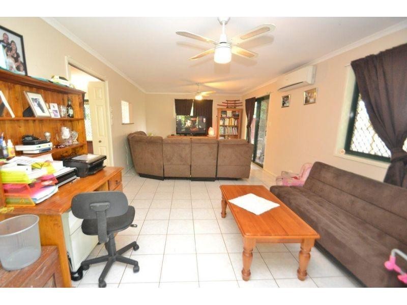 109 Sorensen Road, Southside QLD 4570