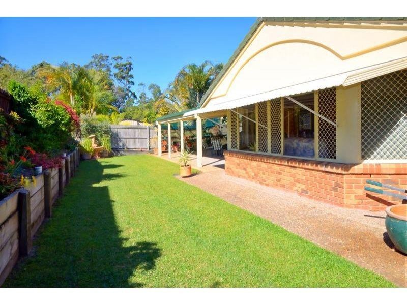 8 Oakland Drive, Tewantin QLD 4565