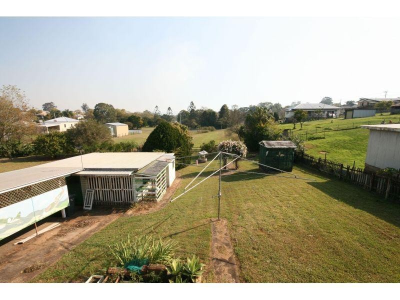 54 Henry Street, Gympie QLD 4570