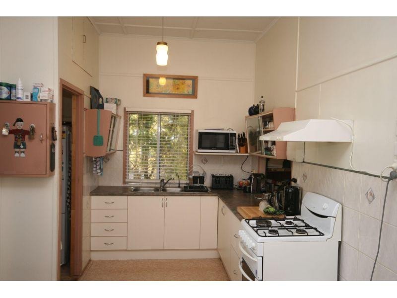 54 Henry Street, Gympie QLD 4570