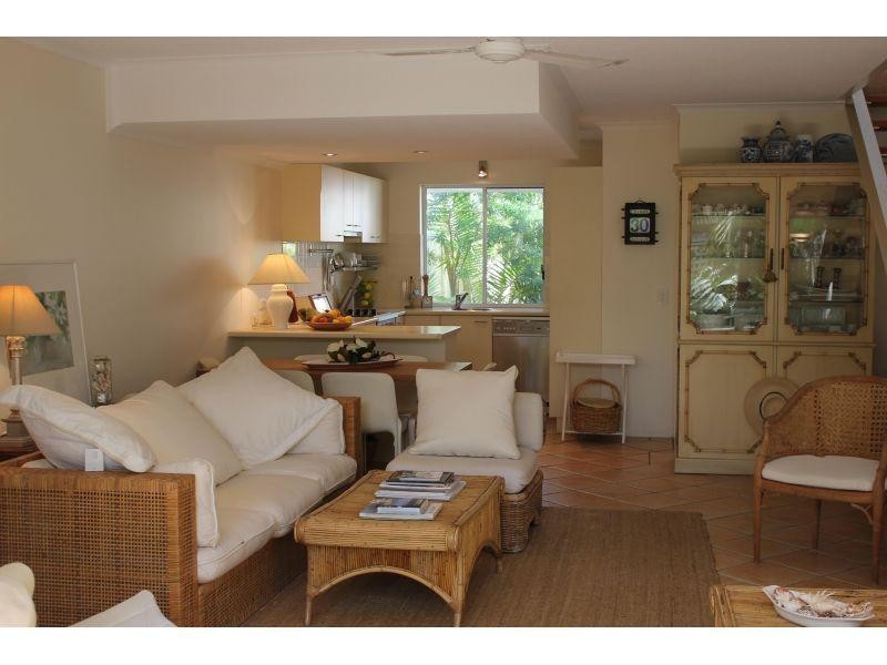 2/23 Noosa Parade, Noosa Heads QLD 4567