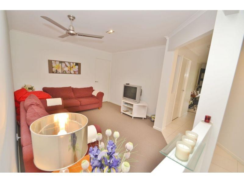 11 Presidential Ave, Jones Hill QLD 4570