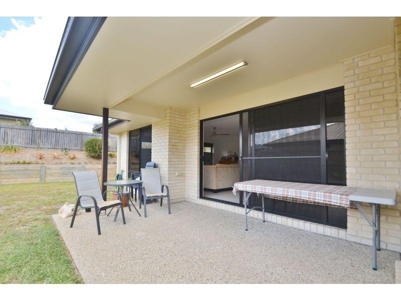 11 Presidential Ave, Jones Hill QLD 4570