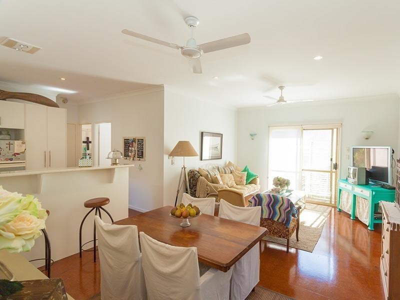 1 / 19 Nebula Street, Sunshine Beach QLD 4567