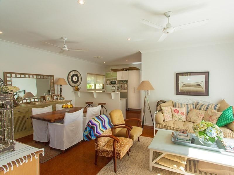 1 / 19 Nebula Street, Sunshine Beach QLD 4567