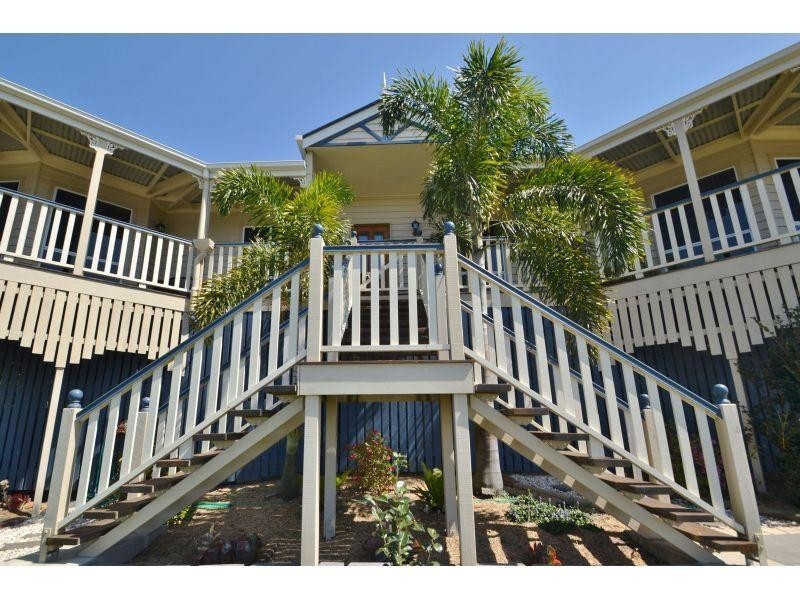 3 Oxley Court, Southside QLD 4570
