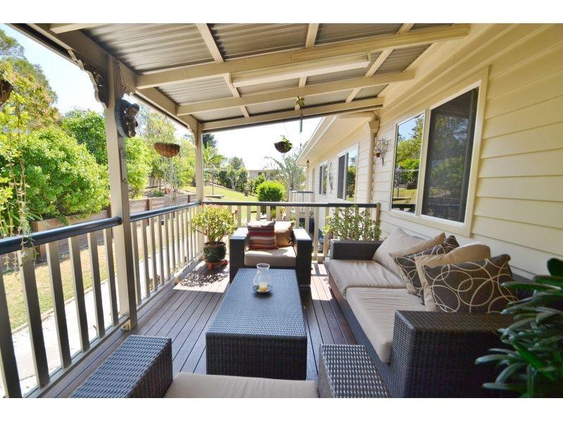 3 Oxley Court, Southside QLD 4570