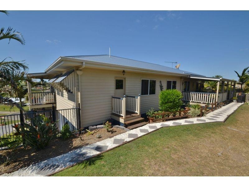 3 Oxley Court, Southside QLD 4570