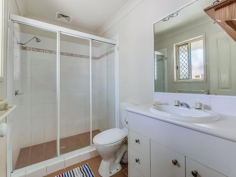 2 Tulipwood Street, Noosaville QLD 4566