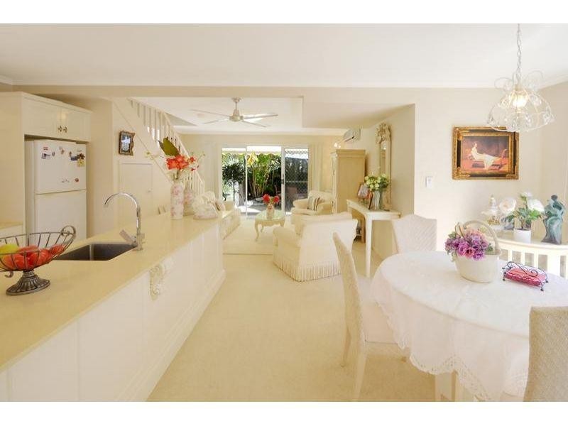 1/12 James Street, Noosaville QLD 4566