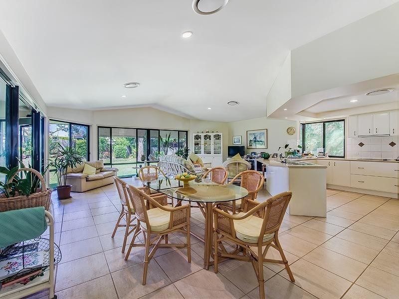 2 Noosa Banks Drive, Tewantin QLD 4565