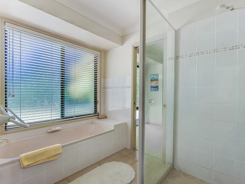 2 Noosa Banks Drive, Tewantin QLD 4565