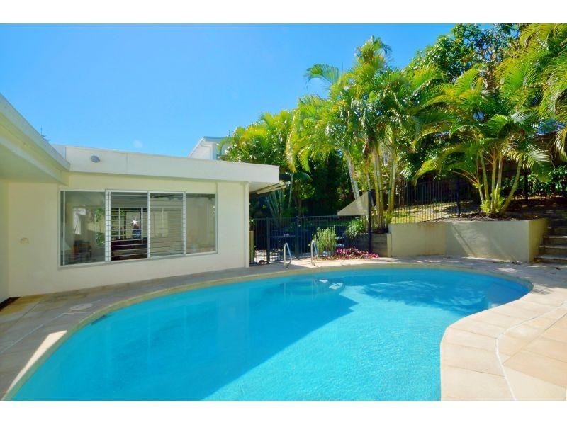 21 Nairana Rest, Noosa Heads QLD 4567