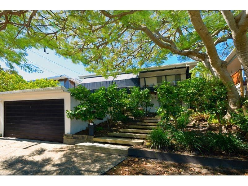 21 Nairana Rest, Noosa Heads QLD 4567