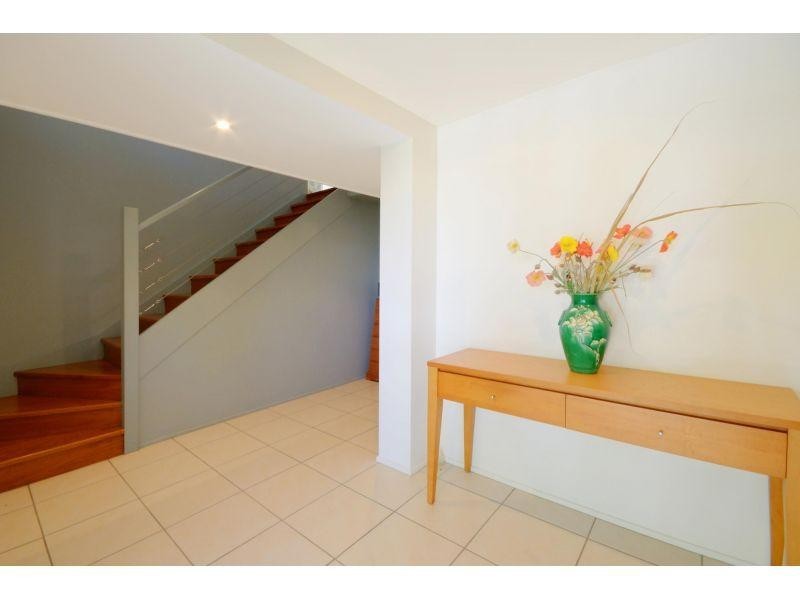 21 Nairana Rest, Noosa Heads QLD 4567