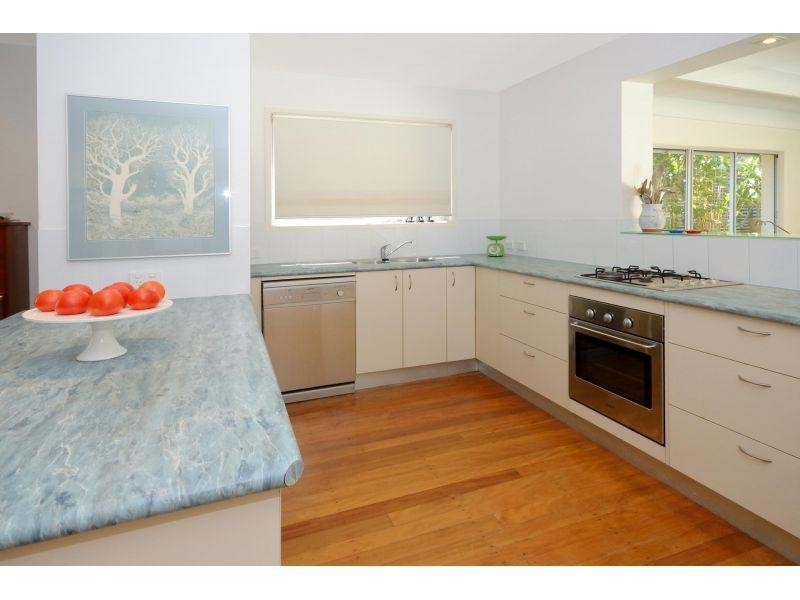 21 Nairana Rest, Noosa Heads QLD 4567