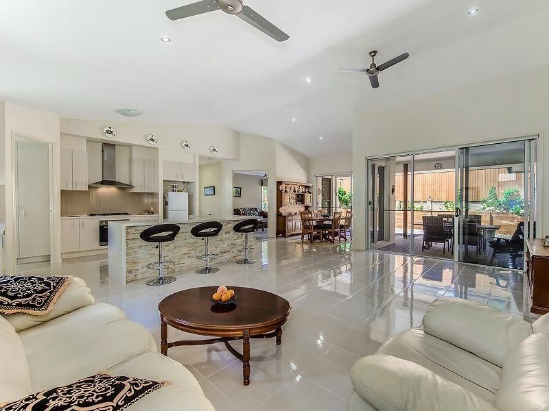 13 Moorhen Place, Noosaville QLD 4566