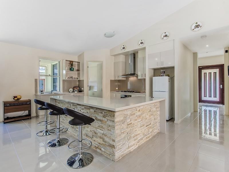 13 Moorhen Place, Noosaville QLD 4566