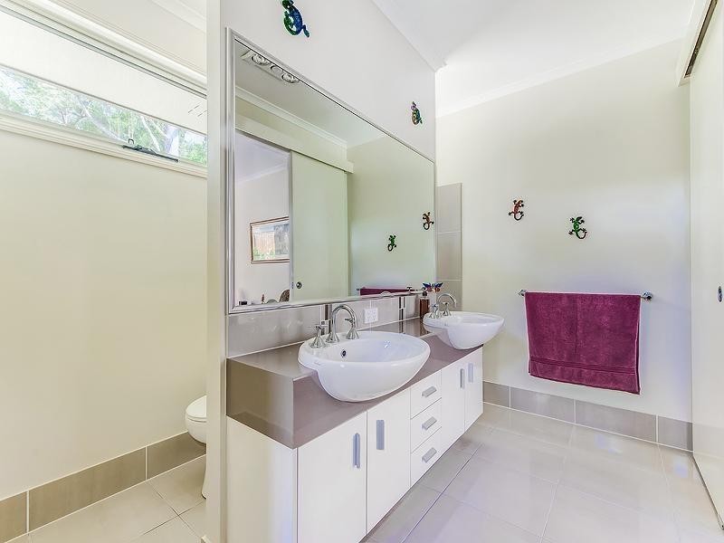 13 Moorhen Place, Noosaville QLD 4566