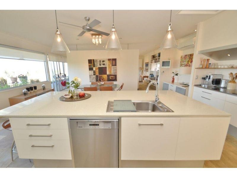 69  Panorama Drive, The Dawn QLD 4570