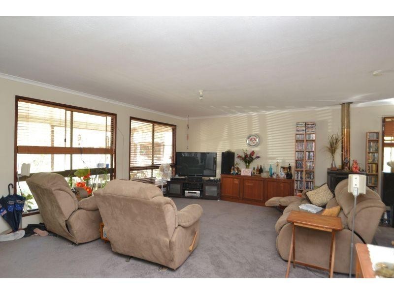 68  Counter Road, Wolvi QLD 4570