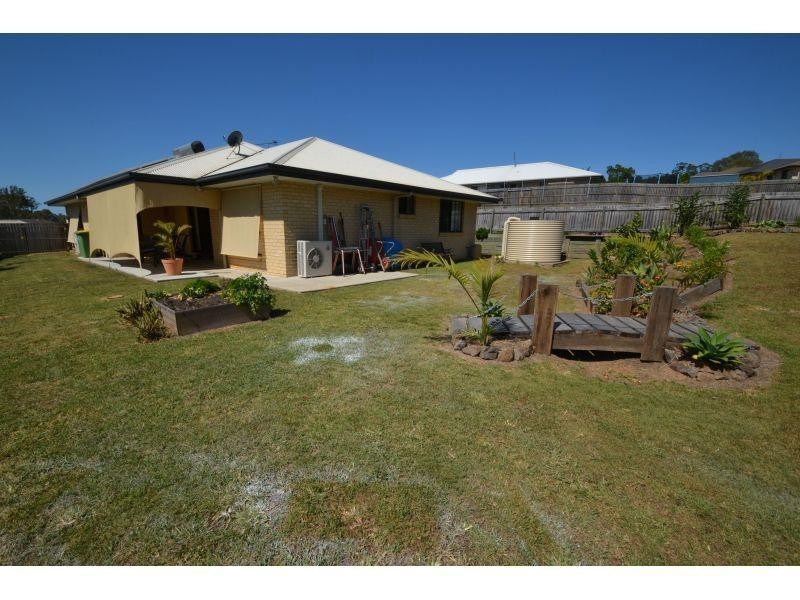 4  Principal Place, Jones Hill QLD 4570