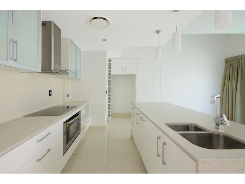 1/8 Nannygai Street, Noosaville QLD 4566