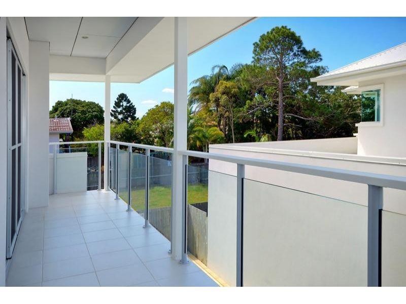 1/8 Nannygai Street, Noosaville QLD 4566