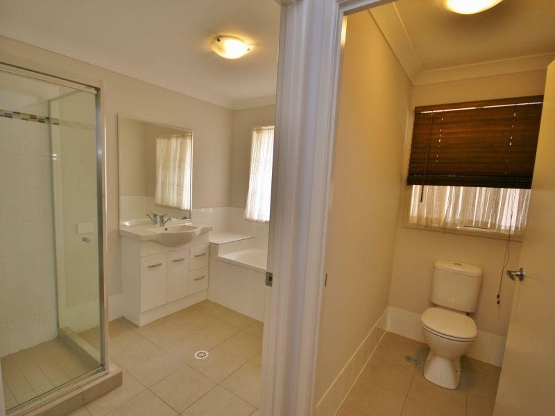 12 Leigh Court, Curra QLD 4570