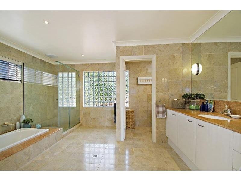 46 Saltwater Ave, Noosa Waters QLD 4566