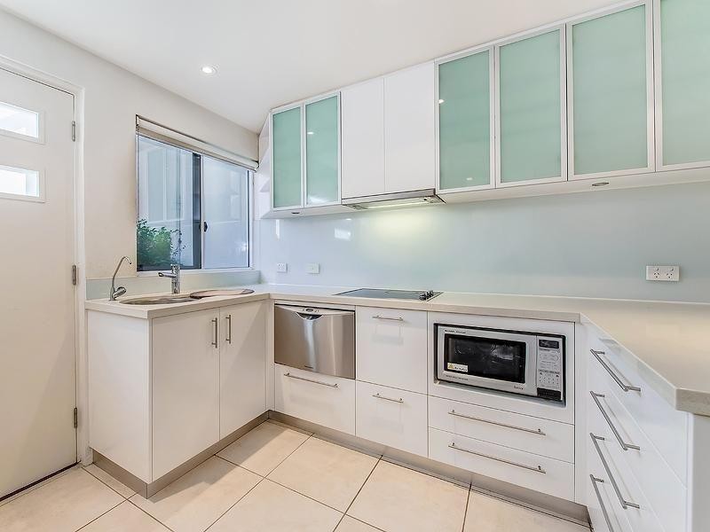 4/13 Munna Crescent, Noosaville QLD 4566