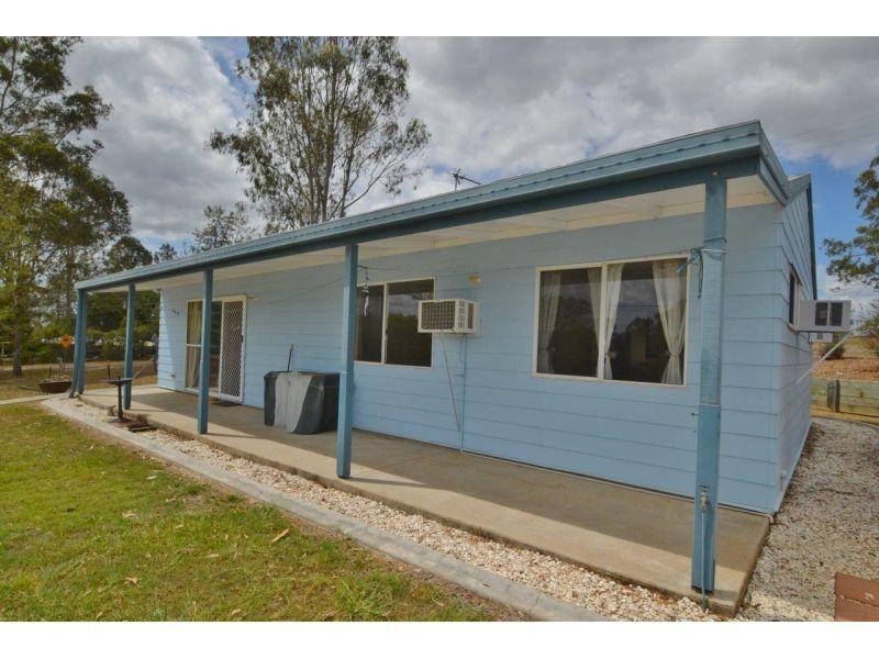 1 Rocks Road, Southside QLD 4570