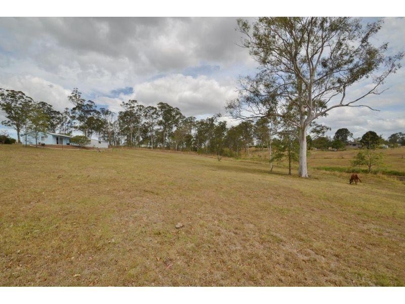 1 Rocks Road, Southside QLD 4570