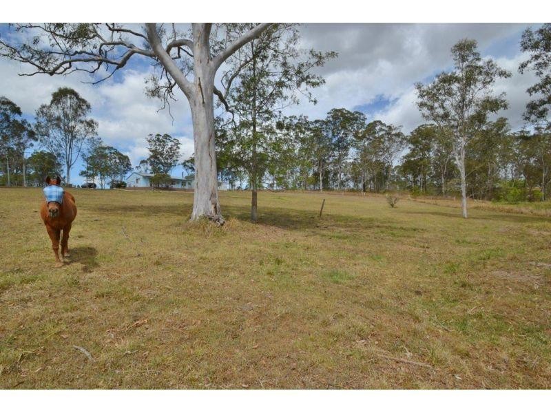 1 Rocks Road, Southside QLD 4570